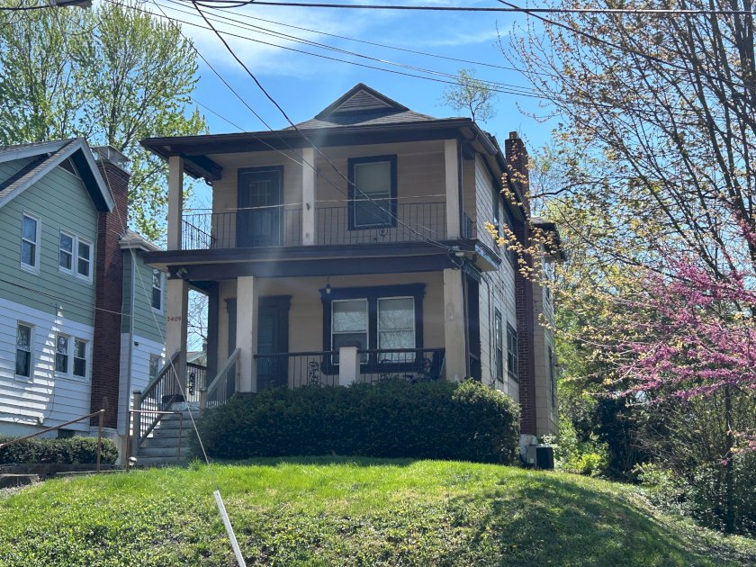 3409 N Club Crest Ave