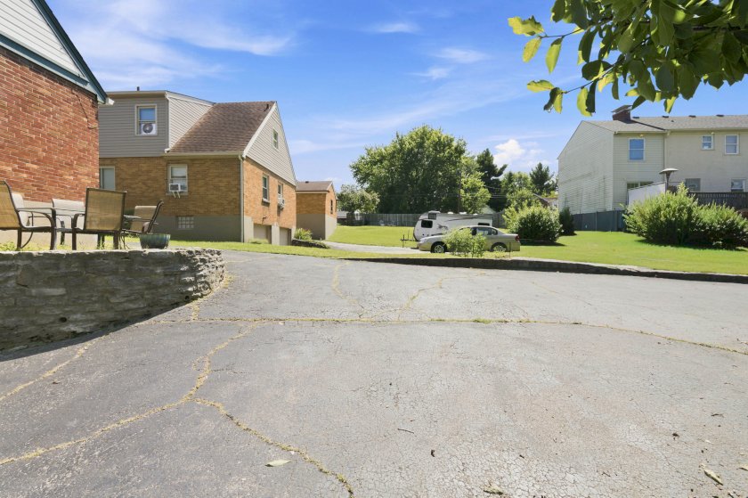5107 Cleves Warsaw Pike