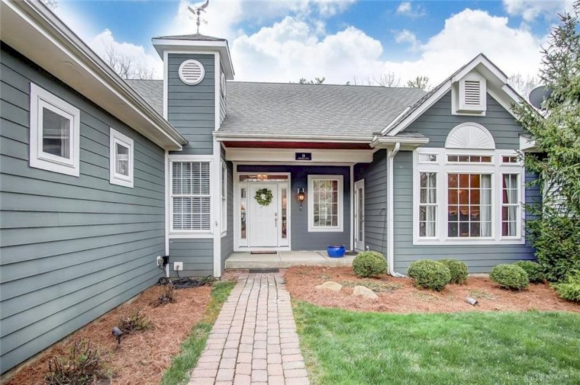 16 MARINERS COVE Cincinnati, OH 45249 Homeshake