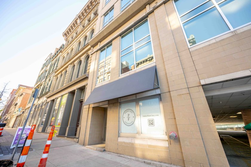 353 W 4th St Unit 305