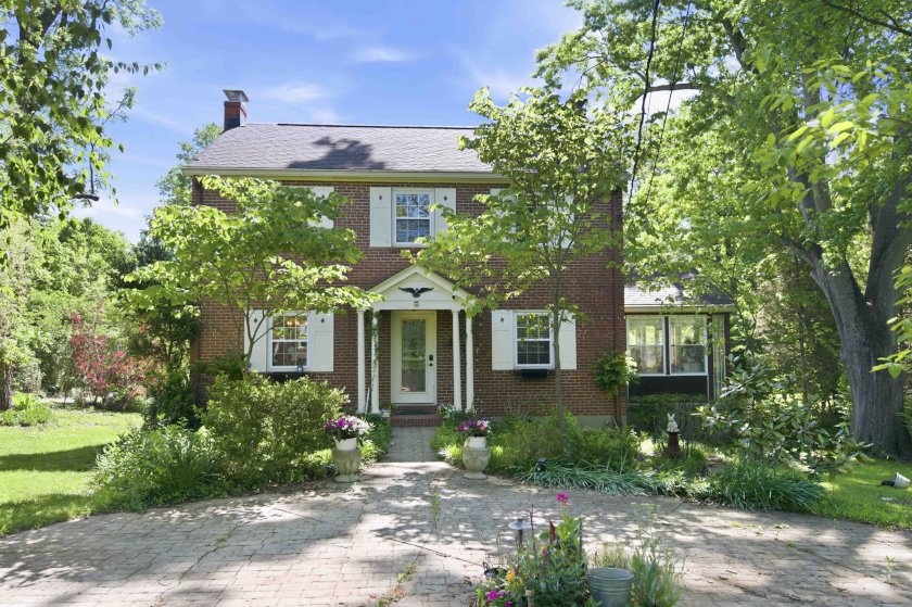 1200 Eversole Rd