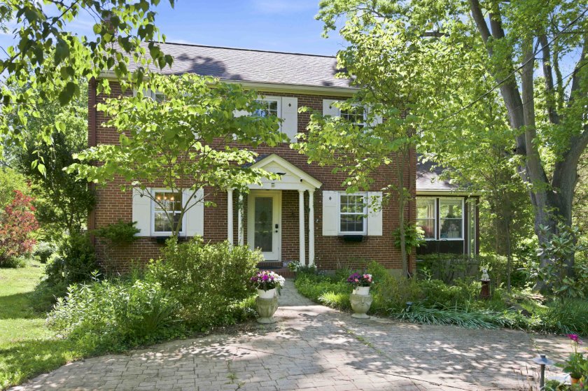 1200 Eversole Rd