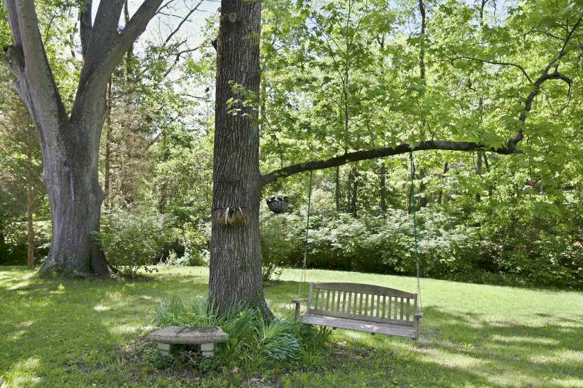 1200 Eversole Rd