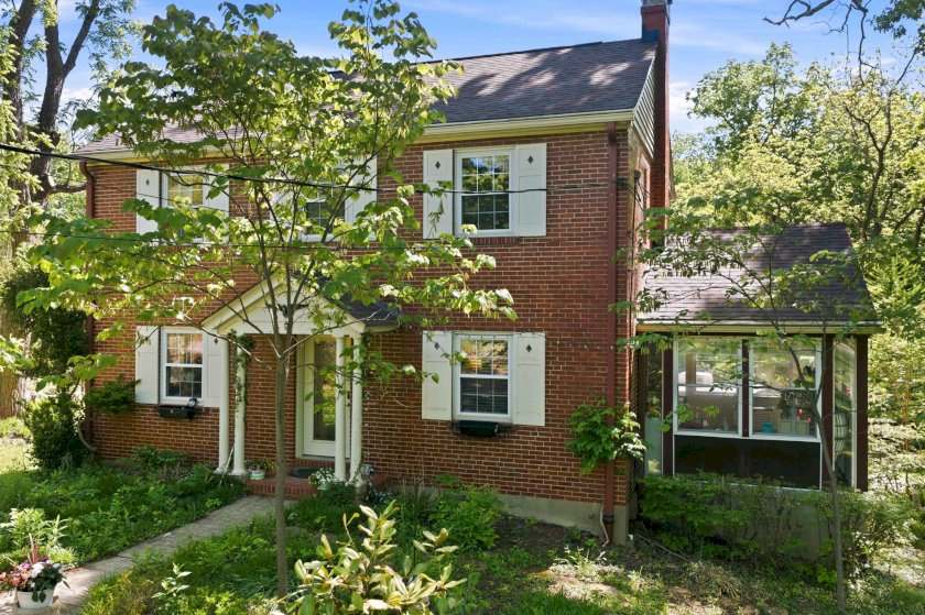 1200 Eversole Rd