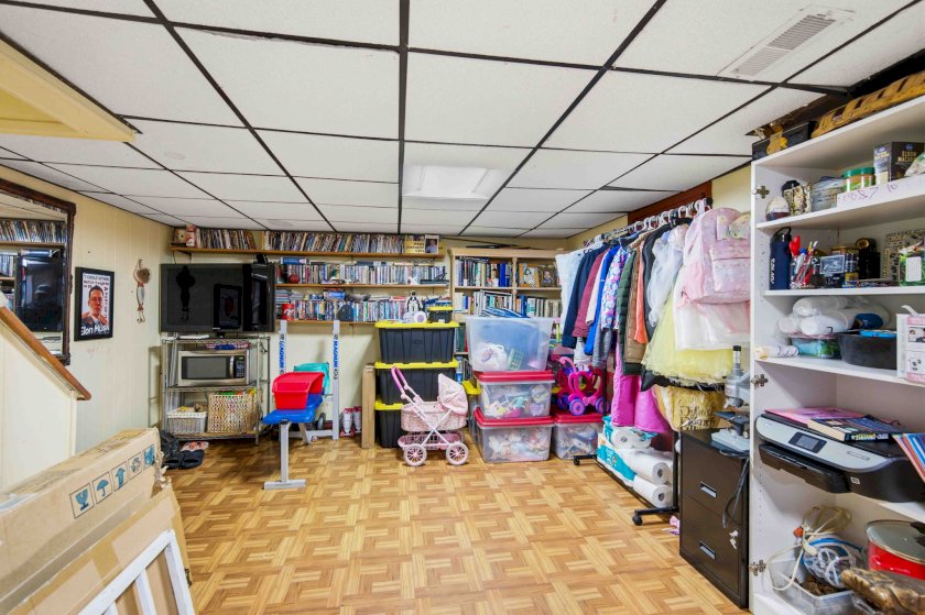 1200 Eversole Rd