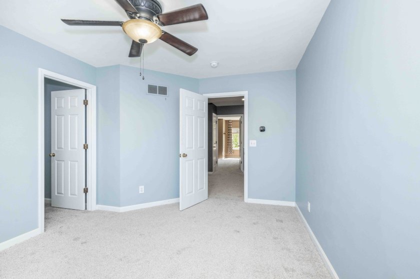 929 Weninger Cir