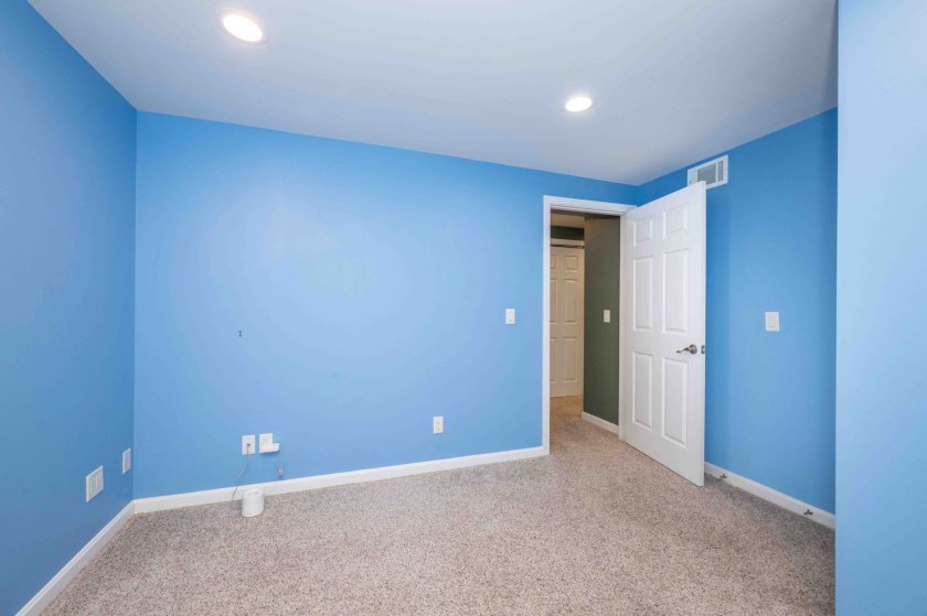 929 Weninger Cir