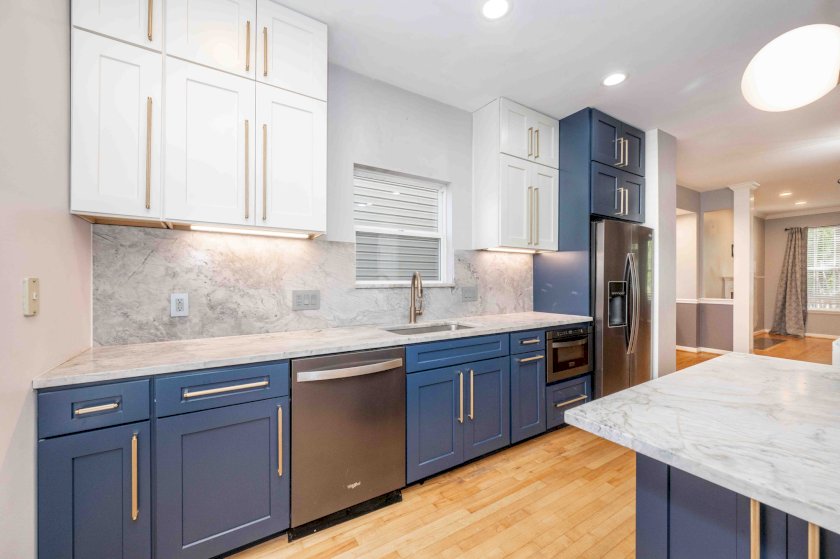 929 Weninger Cir