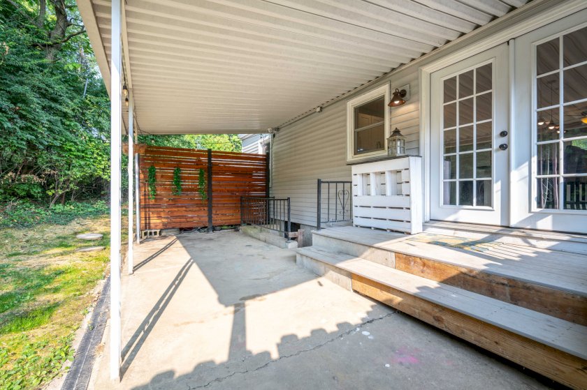 2801 Maryland Ave