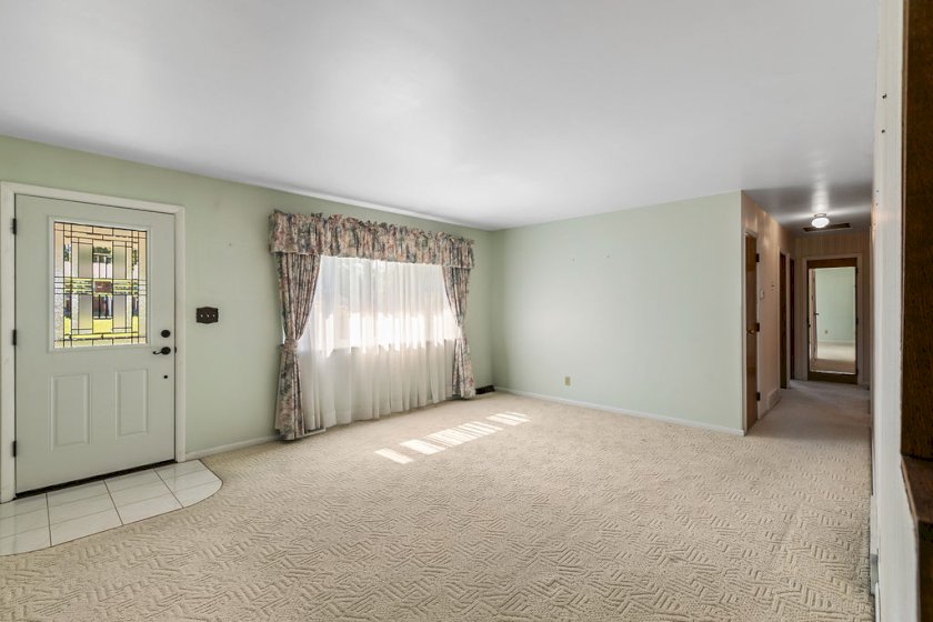 153 Sunset Ct