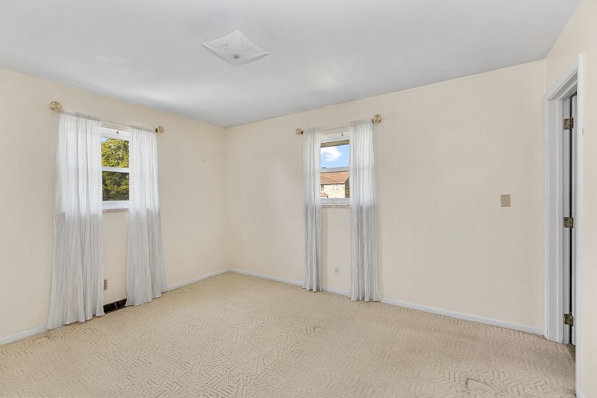 153 Sunset Ct