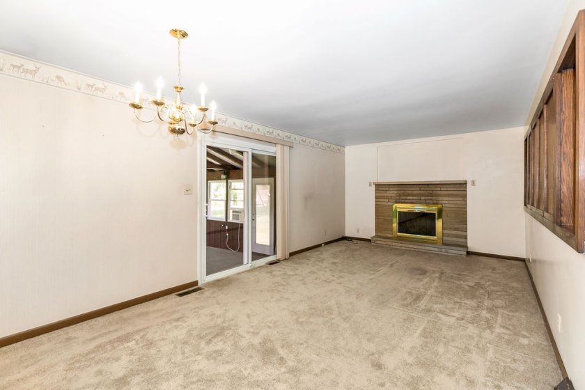 153 Sunset Ct