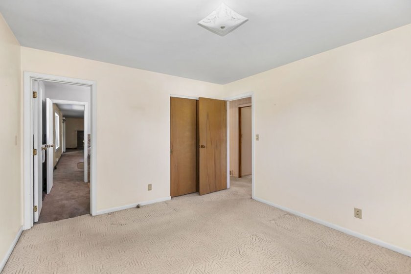153 Sunset Ct