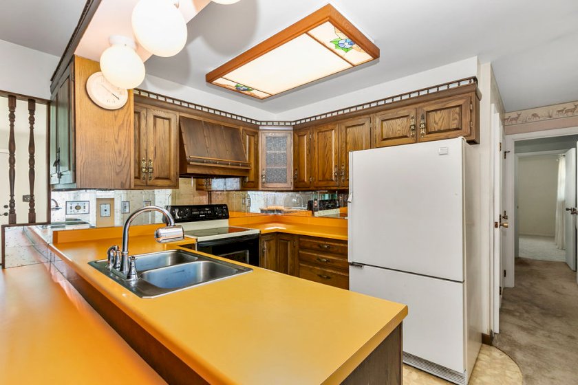 153 Sunset Ct