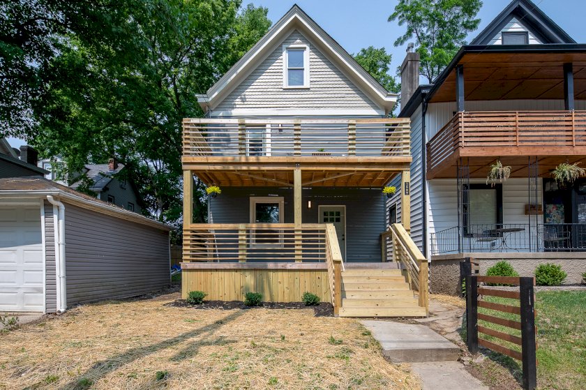 2809 Ashland Ave