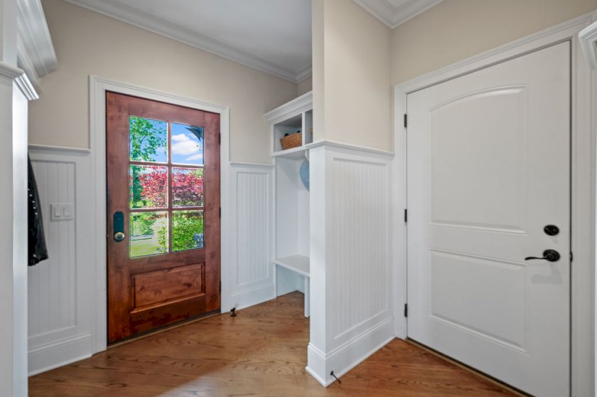 3023 Columbia Rd