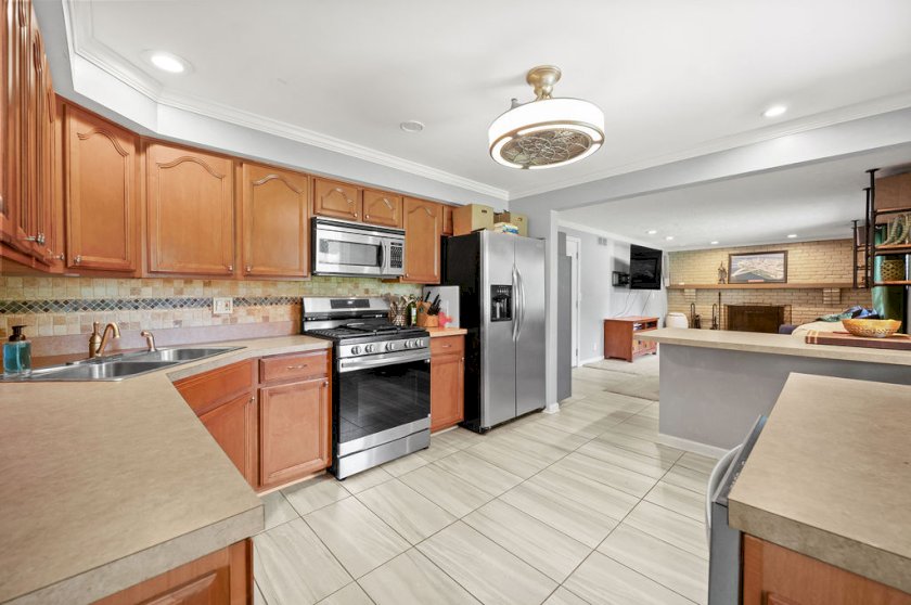 1143 Willowwood Dr