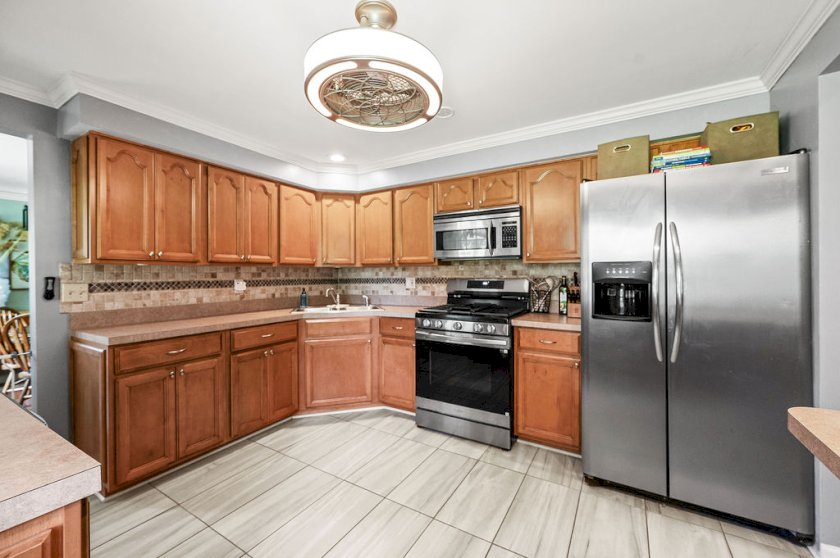 1143 Willowwood Dr