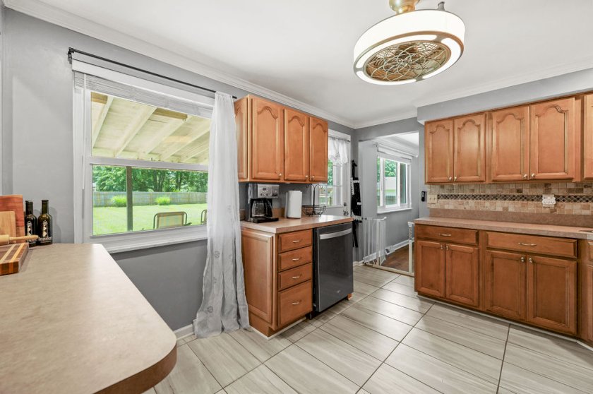 1143 Willowwood Dr