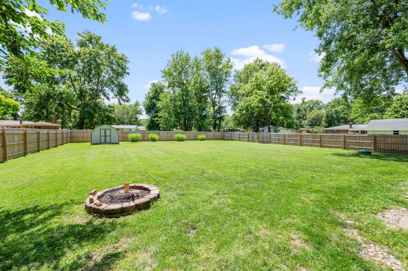 1143 Willowwood Dr