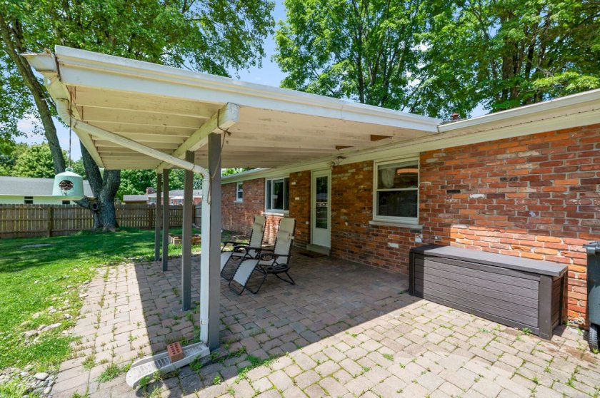 1143 Willowwood Dr