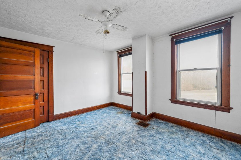 6718 Loveland Miamiville Rd