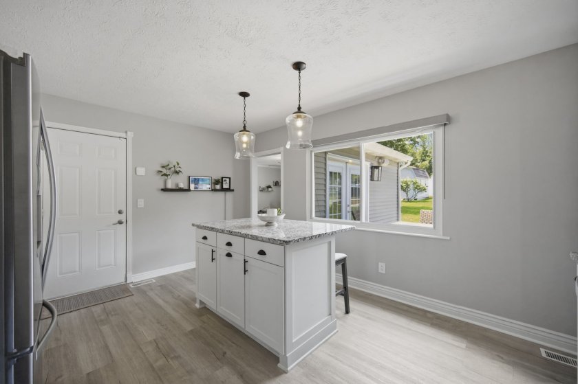 6699 Willowridge Ct