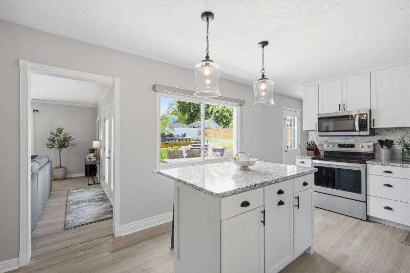 6699 Willowridge Ct