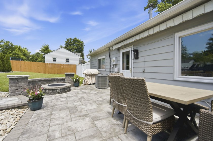 6699 Willowridge Ct