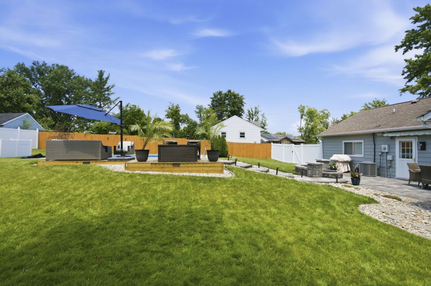 6699 Willowridge Ct