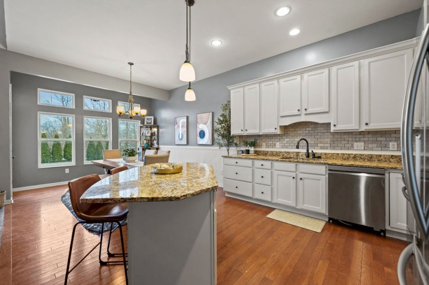 1423 Woodbury Glen Dr