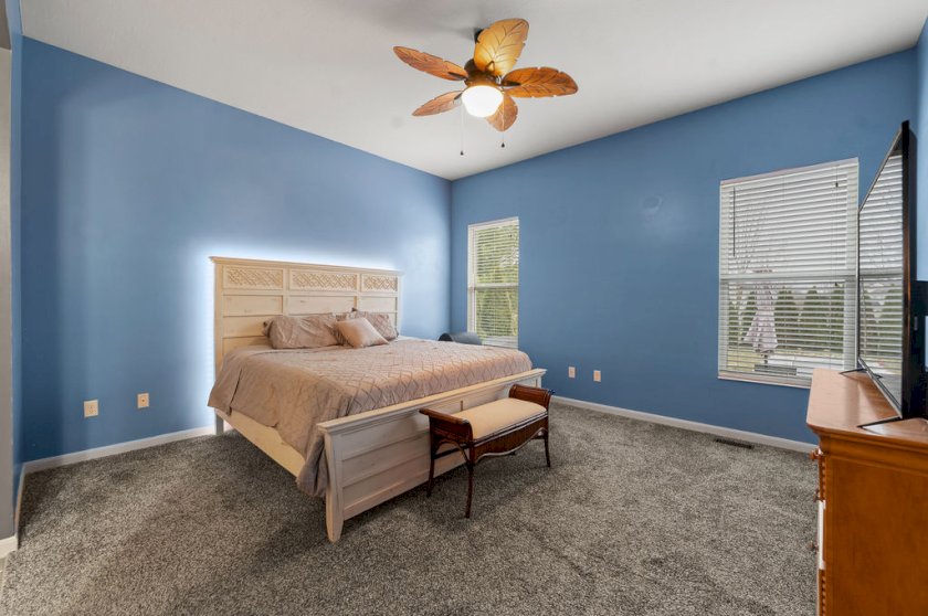 1423 Woodbury Glen Dr