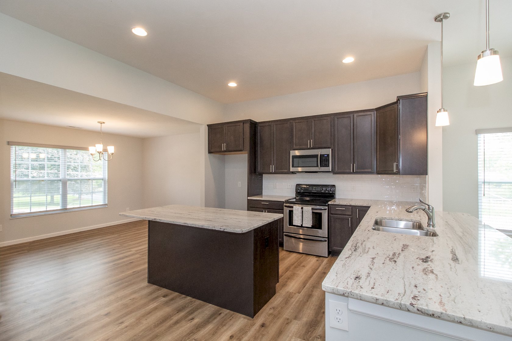 3383 JESSUP RD Cincinnati, OH 45239 Homeshake