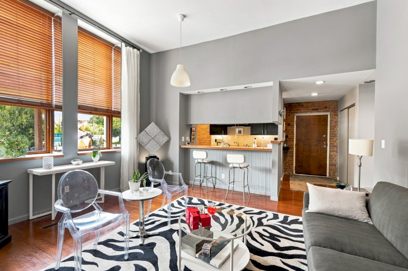 412 Liberty Hl Apt 1D