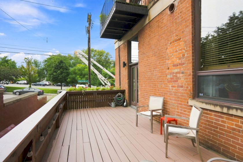 412 Liberty Hl Apt 1D