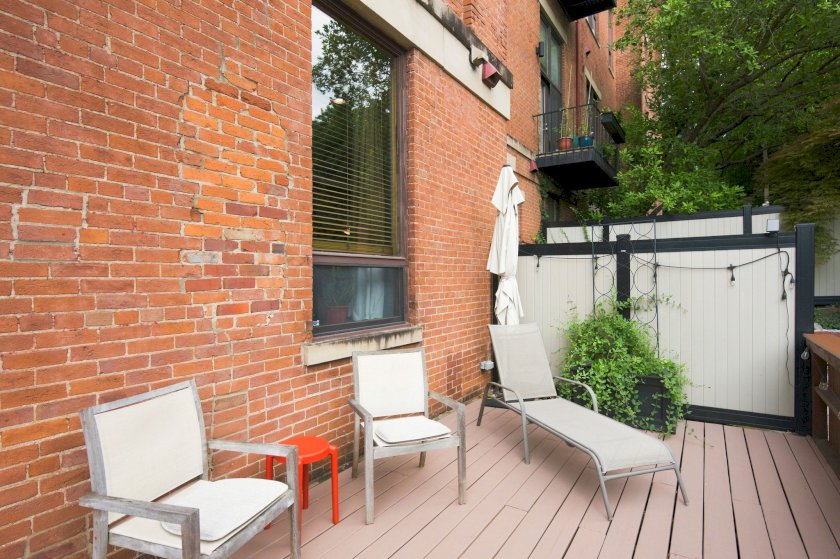 412 Liberty Hl Apt 1D