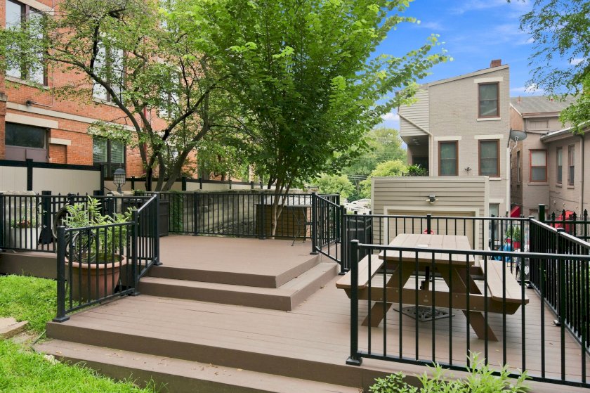 412 Liberty Hl Apt 1D