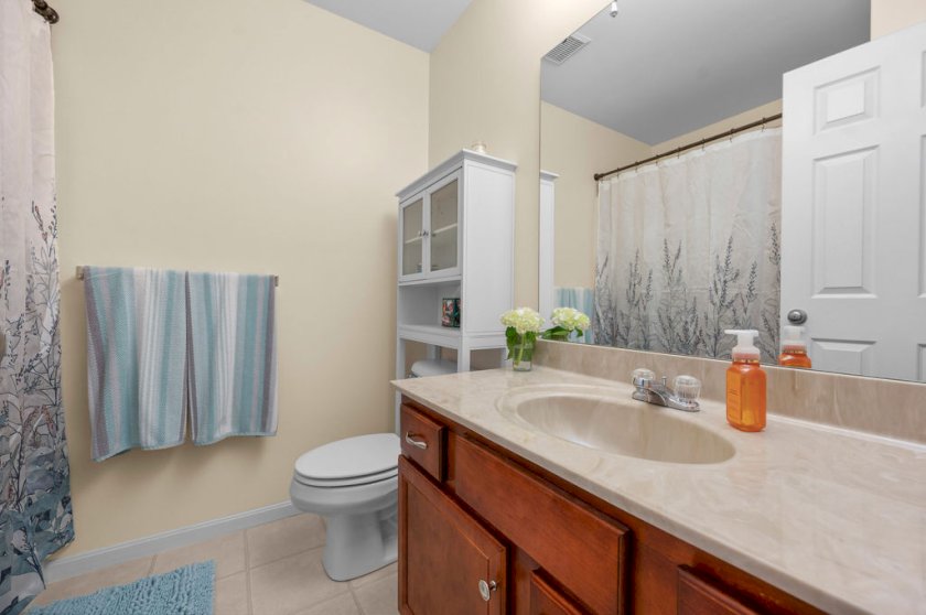 1083 Breckenridge Ln