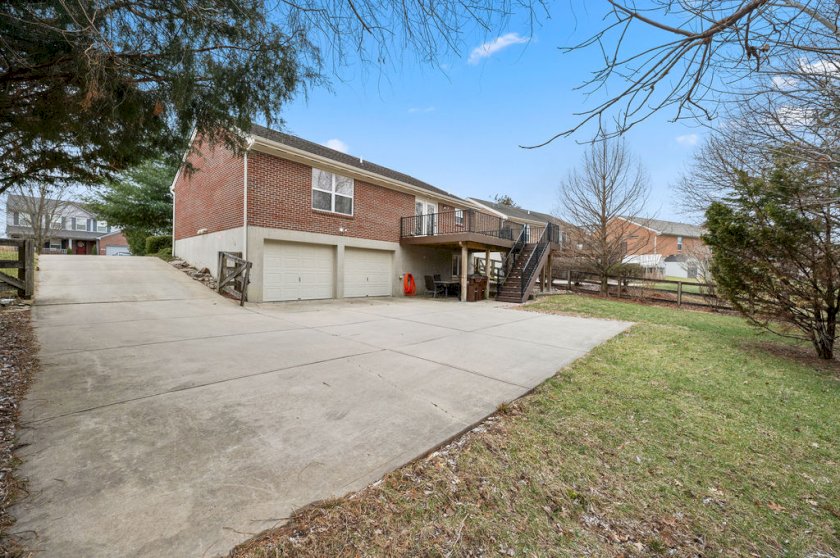 1083 Breckenridge Ln