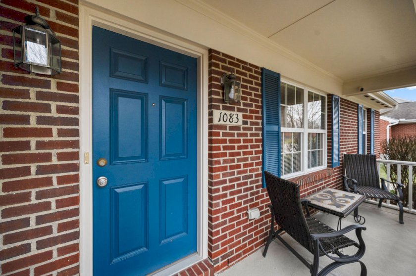 1083 Breckenridge Ln