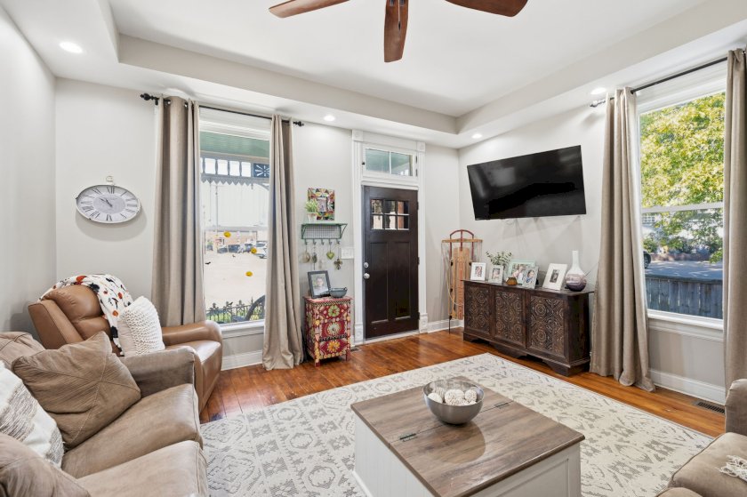 5 Retreat St