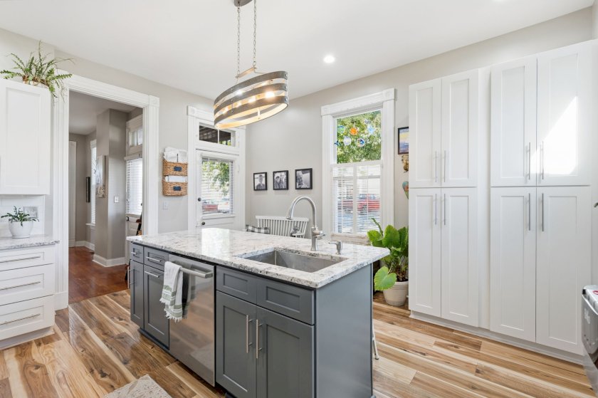 5 Retreat St