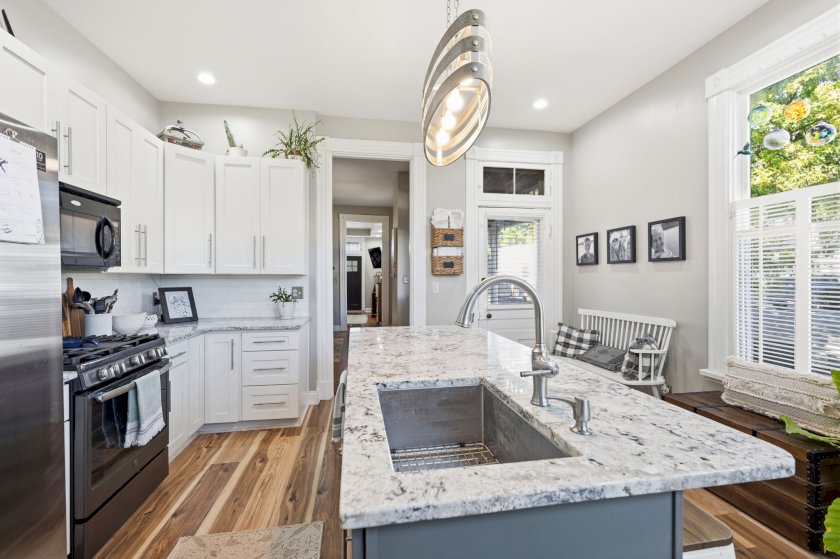 5 Retreat St