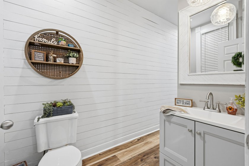5 Retreat St