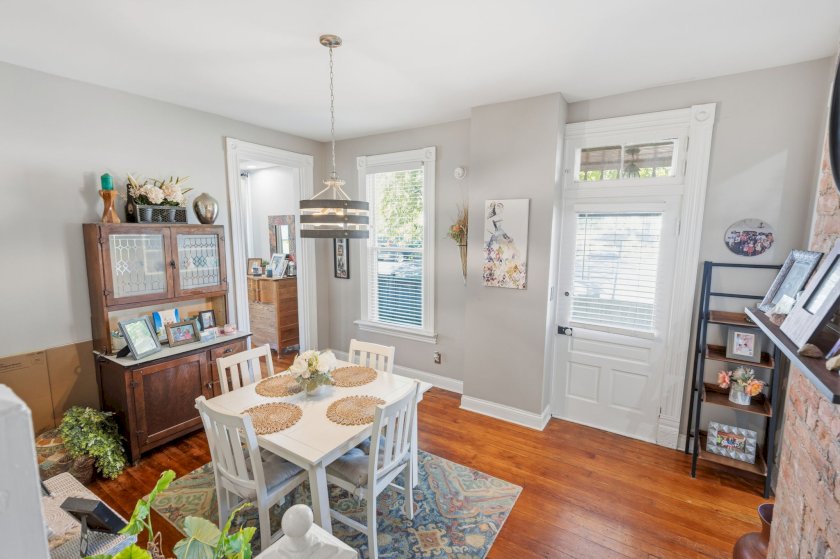 5 Retreat St