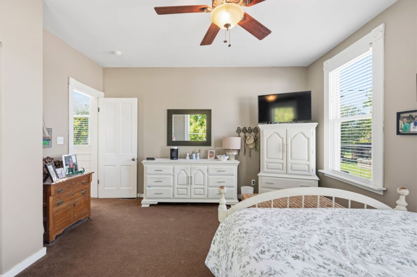 5 Retreat St