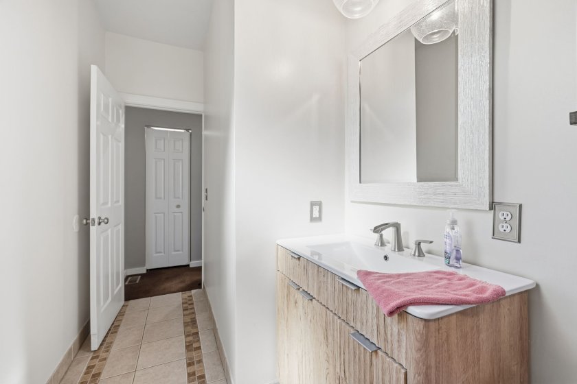 5 Retreat St