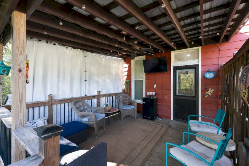 5 Retreat St
