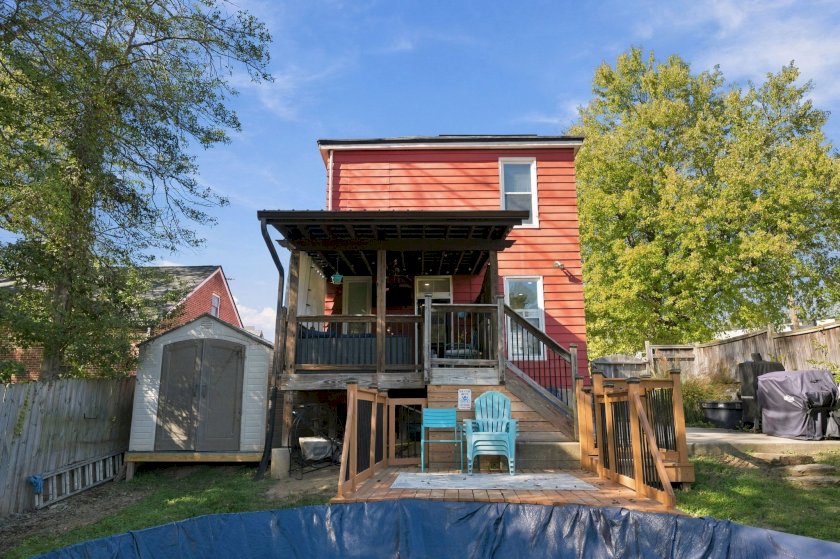 5 Retreat St