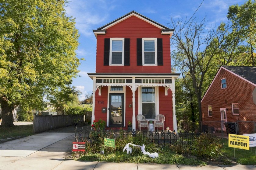 5 Retreat St